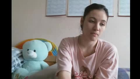 Snapshot of prettybella_7 chatting on February 2025 09:31:01 AM Bella online show from February 2025 09:31:01 AM
