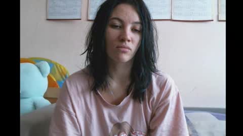 Snapshot of prettybella_7 chatting on February 2025 09:17:02 AM Bella online show from February 2025 09:17:02 AM