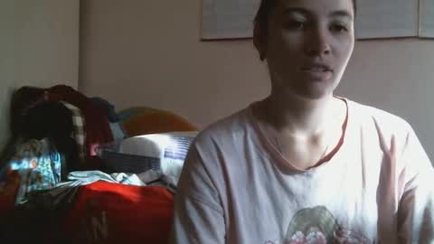 Snapshot of prettybella_7 chatting on September 2025 04:36:01 AM Bella online show from September 2025 04:36:01 AM