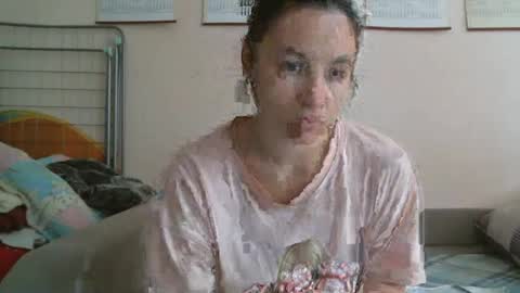 Snapshot of prettybella_7 chatting on September 2025 11:13:02 AM Bella online show from September 2025 11:13:02 AM