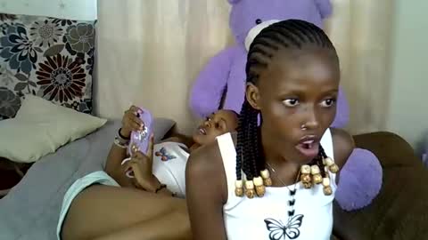 Bunny online show from November 2025 02:05:01 PM