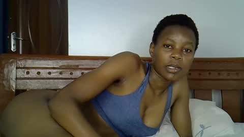 Snapshot of prettycoco_ chatting on April 2026 12:31:01 AM coco online show from April 2026 12:31:01 AM