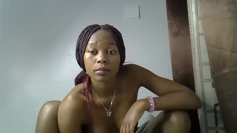 Snapshot of prettycoco_ chatting on May 2026 02:45:01 PM coco online show from May 2026 02:45:01 PM
