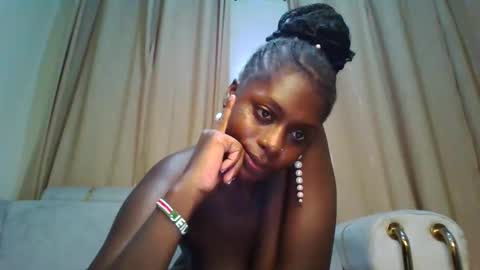 prettydulce online show from November 2025 03:34:01 PM