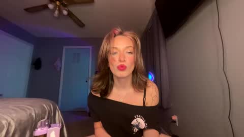 Cutie With a Booty online show from January 2025 02:25:01 AM