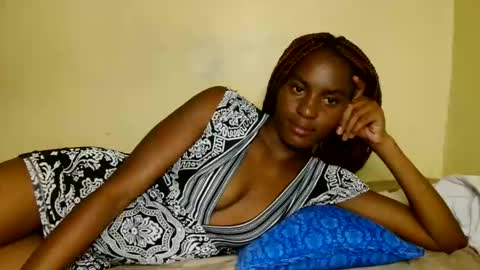 Snapshot of prettygoddess1 chatting on May 2026 04:12:01 PM Mary online show from May 2026 04:12:01 PM