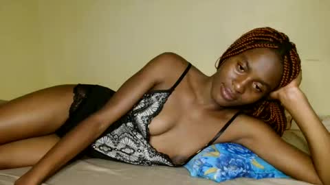 Snapshot of prettygoddess1 chatting on May 2026 04:15:01 PM Mary online show from May 2026 04:15:01 PM