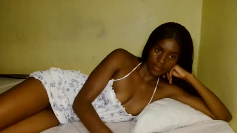 Snapshot of prettygoddess1 chatting on June 2026 04:23:01 PM Mary online show from June 2026 04:23:01 PM