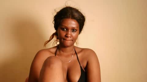 prettykeilaa online show from February 2026 07:24:01 AM