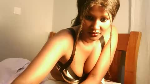 prettykeilaa online show from June 2026 07:08:02 PM