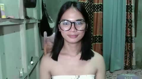 prettykhelcy online show from April 2026 11:48:01 AM