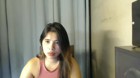 Snapshot of prettylicious_girl chatting on October 2025 02:20:01 AM precious online show from October 2025 02:20:01 AM