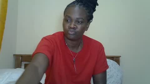 Snapshot of prettyliz30 chatting on June 2026 03:31:02 AM LILIAN online show from June 2026 03:31:02 AM