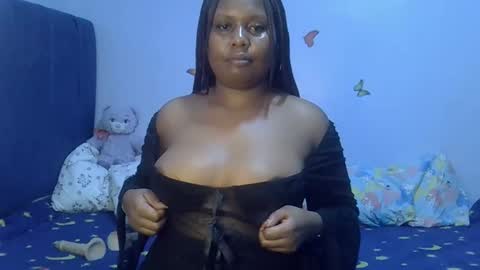 Snapshot of prettymel1 chatting on March 2026 06:33:01 PM prettymel1 online show from March 2026 06:33:01 PM
