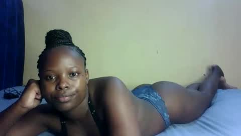 Melly online show from October 2025 12:24:02 PM