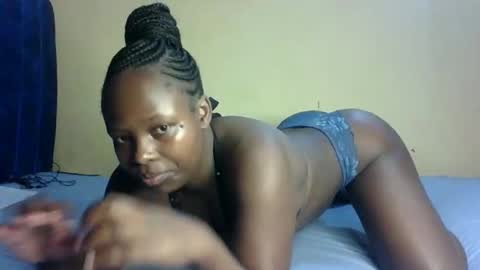 Melly online show from October 2025 12:41:02 AM