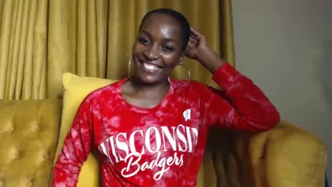 Snapshot of prettyquee chatting on December 2024 10:02:02 PM sasha online show from December 2024 10:02:02 PM