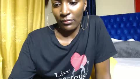 Snapshot of prettyquee chatting on February 2025 11:00:02 PM sasha online show from February 2025 11:00:02 PM