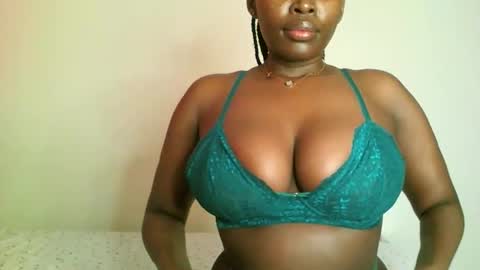 prettyvishy online show from October 2025 11:16:01 AM