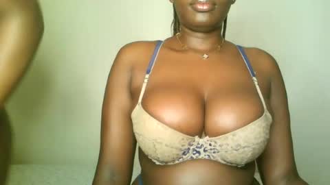 Snapshot of prettyvishy chatting on June 2026 03:09:02 AM prettyvishy online show from June 2026 03:09:02 AM