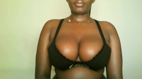 Snapshot of prettyvishy chatting on July 2026 02:08:01 AM prettyvishy online show from July 2026 02:08:01 AM