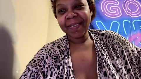 prettyworld24 online show from January 2025 03:46:01 AM