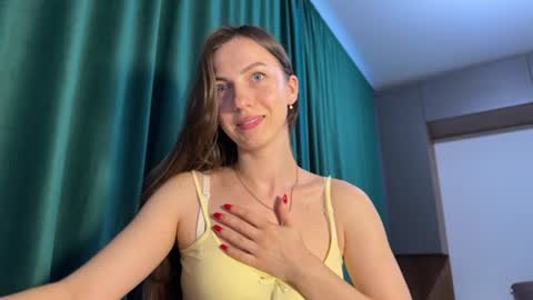 Snapshot of prettyyy_angel chatting on June 2026 04:27:01 PM prettyyy_angel online show from June 2026 04:27:01 PM