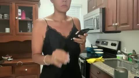 Snapshot of prettyyykittyyy22 chatting on November 2025 02:18:01 PM prettyyykittyyy22 online show from November 2025 02:18:01 PM