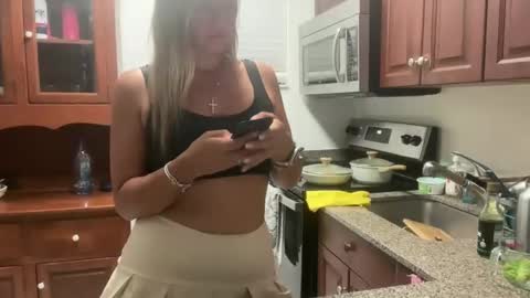 Snapshot of prettyyykittyyy22 chatting on November 2025 02:22:01 AM prettyyykittyyy22 online show from November 2025 02:22:01 AM