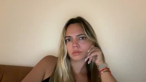 Snapshot of prettyyykittyyy22 chatting on November 2025 05:12:03 AM prettyyykittyyy22 online show from November 2025 05:12:03 AM