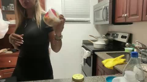 Snapshot of prettyyykittyyy22 chatting on November 2025 12:43:02 AM prettyyykittyyy22 online show from November 2025 12:43:02 AM