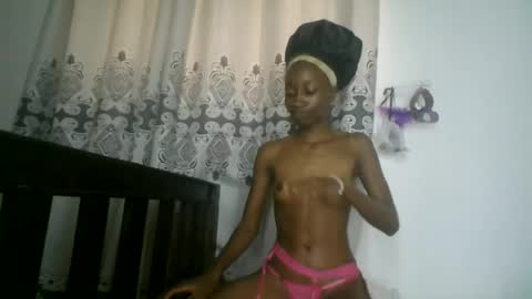 Snapshot of pretylittle11 chatting on June 2026 09:56:02 AM PRETY online show from June 2026 09:56:02 AM