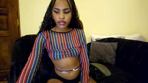 Snapshot of priceless_sexy chatting on March 2026 03:23:01 AM priceless_sexy online show from March 2026 03:23:01 AM