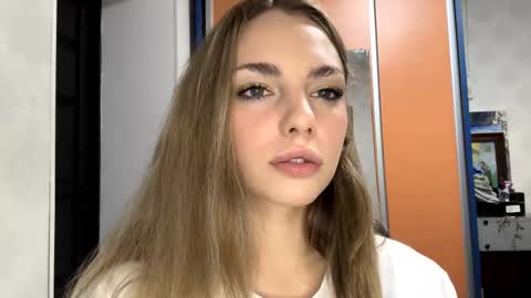 Snapshot of pricillahoinacki chatting on November 2025 07:35:01 PM Amelia online show from November 2025 07:35:01 PM