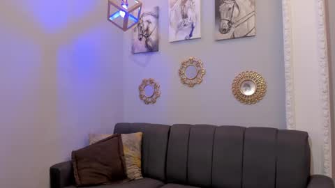 prince_arthur77 online show from February 2025 03:53:01 AM