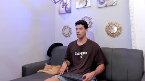 prince_arthur77 online show from March 2025 01:56:02 PM