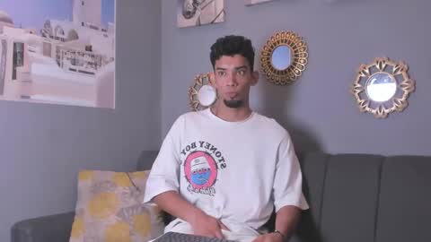 prince_arthur77 online show from September 2025 01:55:01 PM