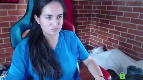 Snapshot of princesa_leia_zathur chatting on June 2026 03:57:01 PM Leia online show from June 2026 03:57:01 PM