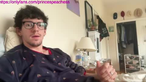 Snapshot of princespeaches chatting on May 2026 10:48:02 PM Peaches online show from May 2026 10:48:02 PM