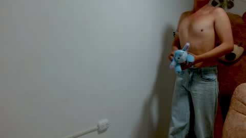 princess_280119 online show from April 2026 09:27:01 PM