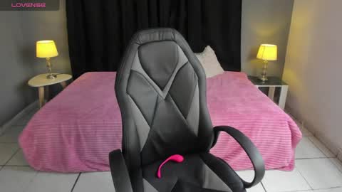 Snapshot of princess_foxxxy1 chatting on April 2026 07:58:02 PM Paula Princess online show from April 2026 07:58:02 PM