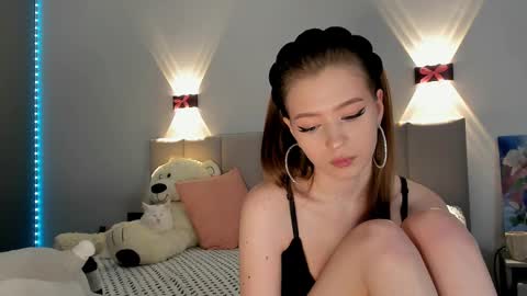 Princess Diana online show from February 2025 01:35:02 AM