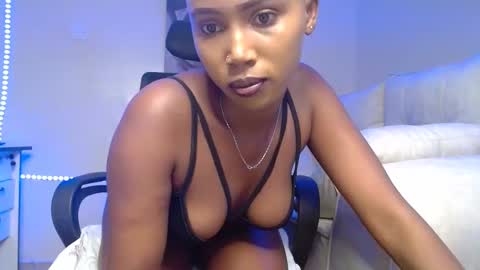 princess_princessa online show from February 2025 10:22:01 PM