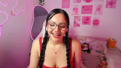 Snapshot of princess_saris chatting on April 2026 09:45:01 PM online show from April 2026 09:45:01 PM