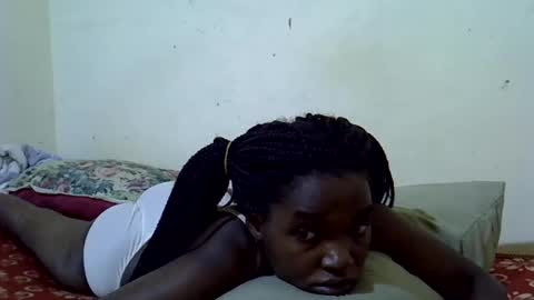 Snapshot of princess_scovia chatting on June 2026 10:57:02 AM princess_scovia online show from June 2026 10:57:02 AM