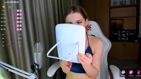 Snapshot of princessaalicc chatting on December 2025 01:42:01 PM princessaalicc online show from December 2025 01:42:01 PM