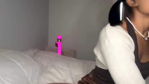 Snapshot of princessaleah chatting on December 2024 06:06:01 PM Princess Aleah online show from December 2024 06:06:01 PM