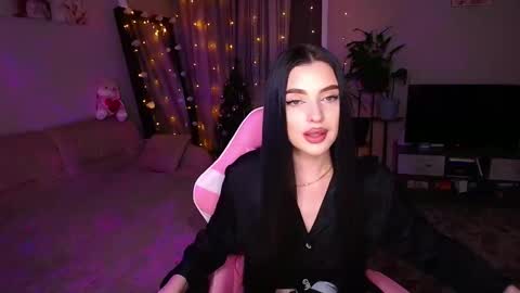 princessamira1 online show from December 2025 05:20:01 PM
