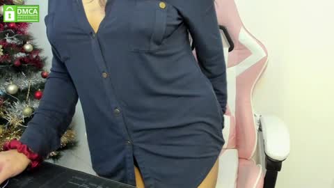 Snapshot of princesse_katey chatting on December 2024 02:39:01 PM miss me check out my YT   online show from December 2024 02:39:01 PM