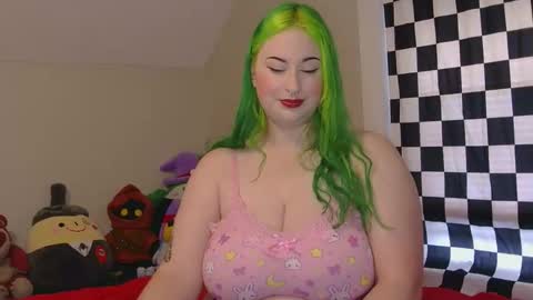 Princess Kira online show from October 2025 02:06:02 PM